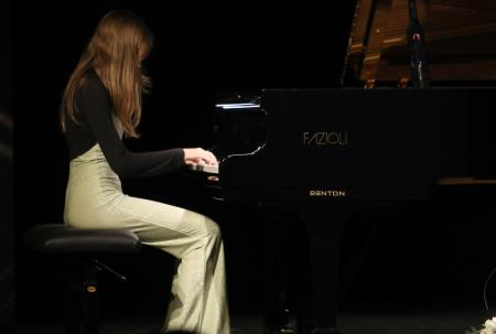 KONCERT ABSOLVENTOV GLASBENE ŠOLE 18 FOTO LJUBO VUKELIČ